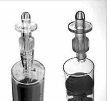 Lade das Bild in den Galerie-Viewer, UroDapter® urological syringe adapter – sample pack
